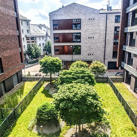 Kaszmir Sky By Vistula River *